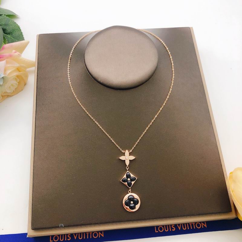 LV Necklace 11yxx98 (15)