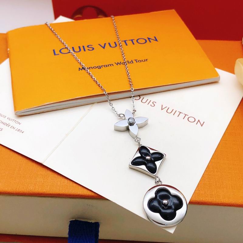 LV Necklace 11yxx98 (16)