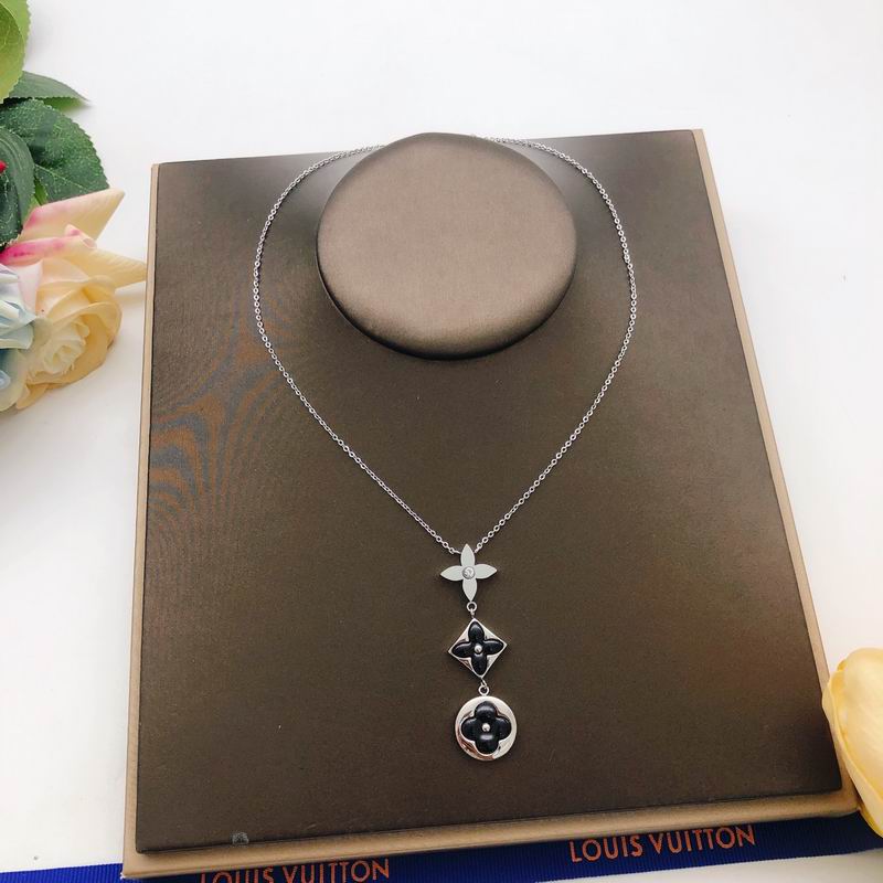 LV Necklace 11yxx98 (22)