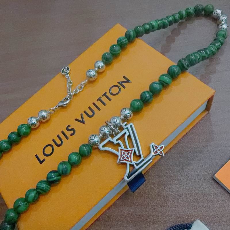 LV Necklace 12yxx150 (5)