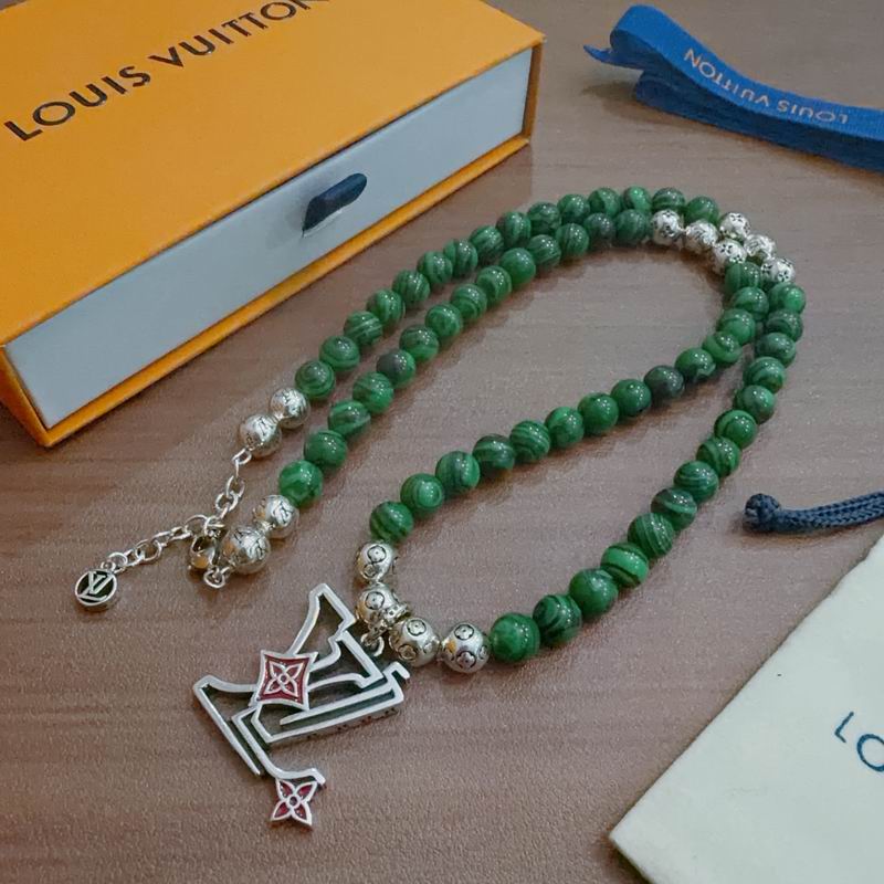 LV Necklace 12yxx150 (6)