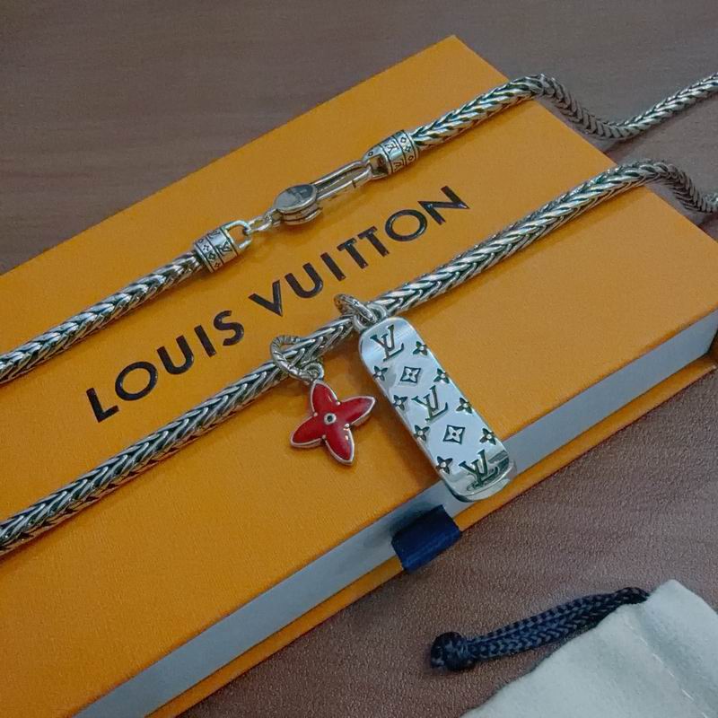 LV Necklace 12yxx152 (4)