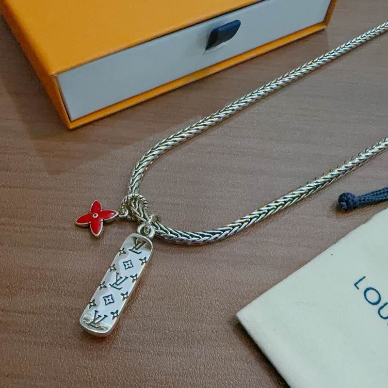 LV Necklace 12yxx152 (5)