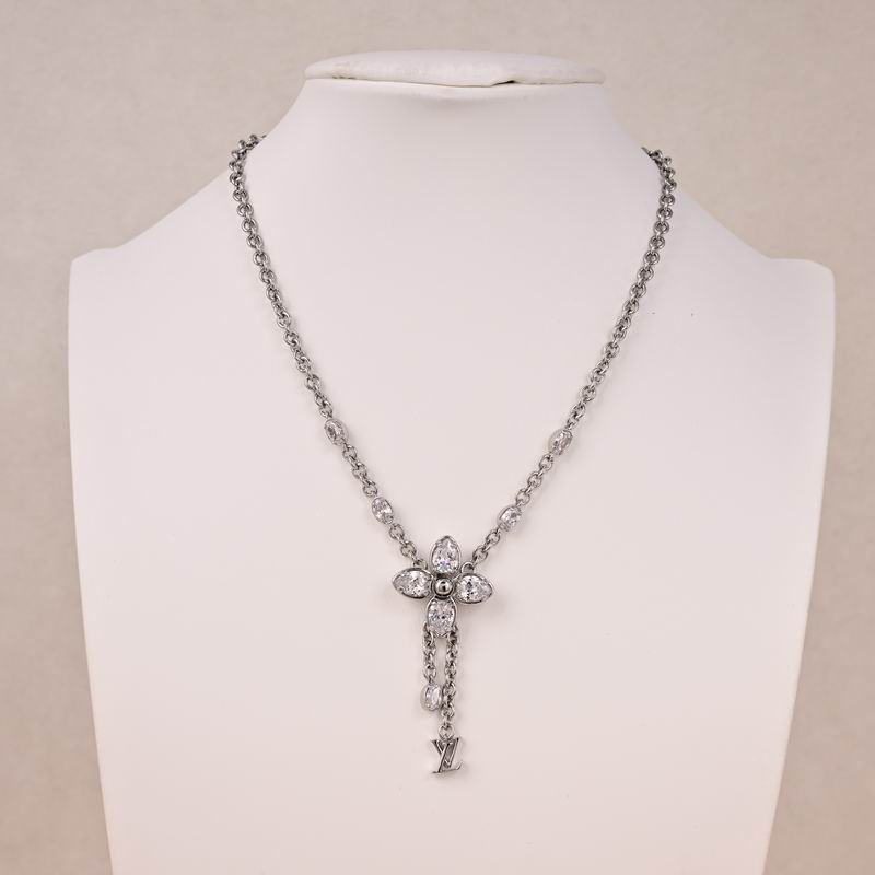 LV Necklace 12yxx153 (1)