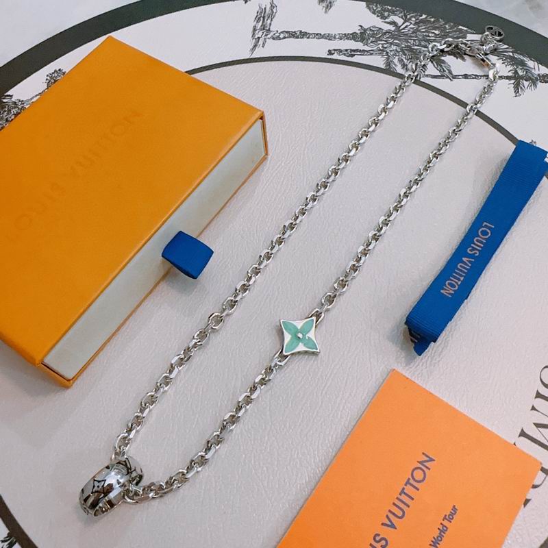LV Necklace 12yxx159 (2)