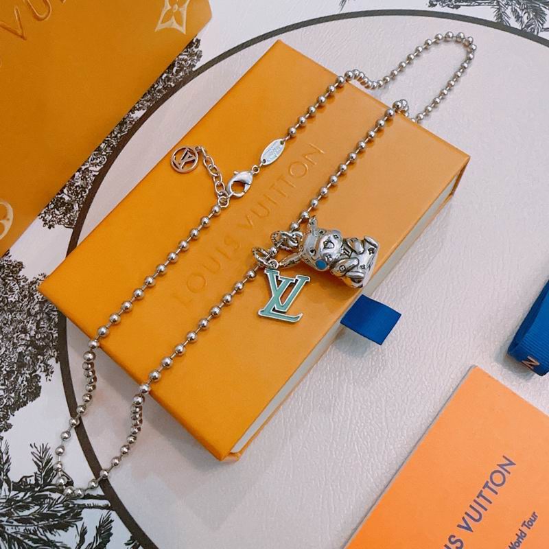 LV Necklace 12yxx160 (6)