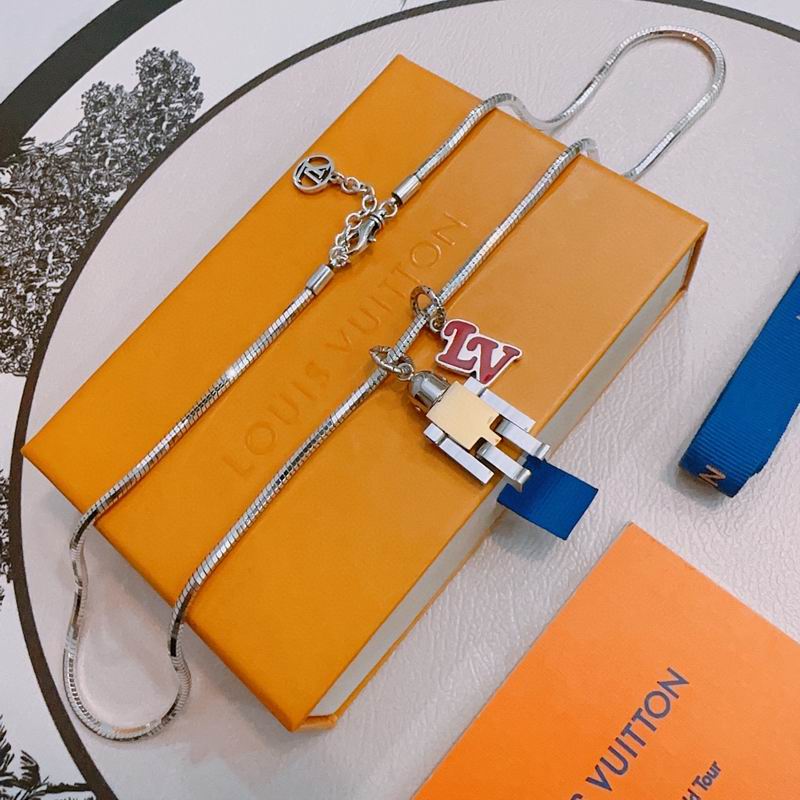 LV Necklace 12yxx161 (3)