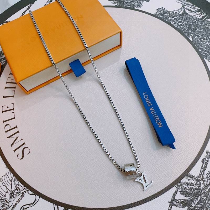 LV Necklace 12yxx173 (4)