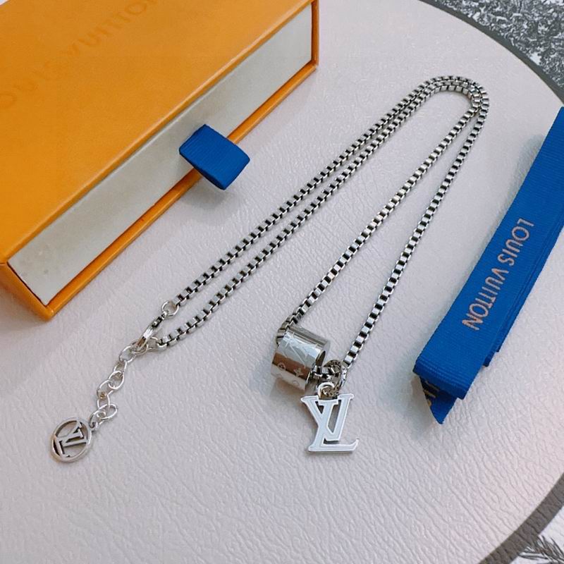 LV Necklace 12yxx173 (5)