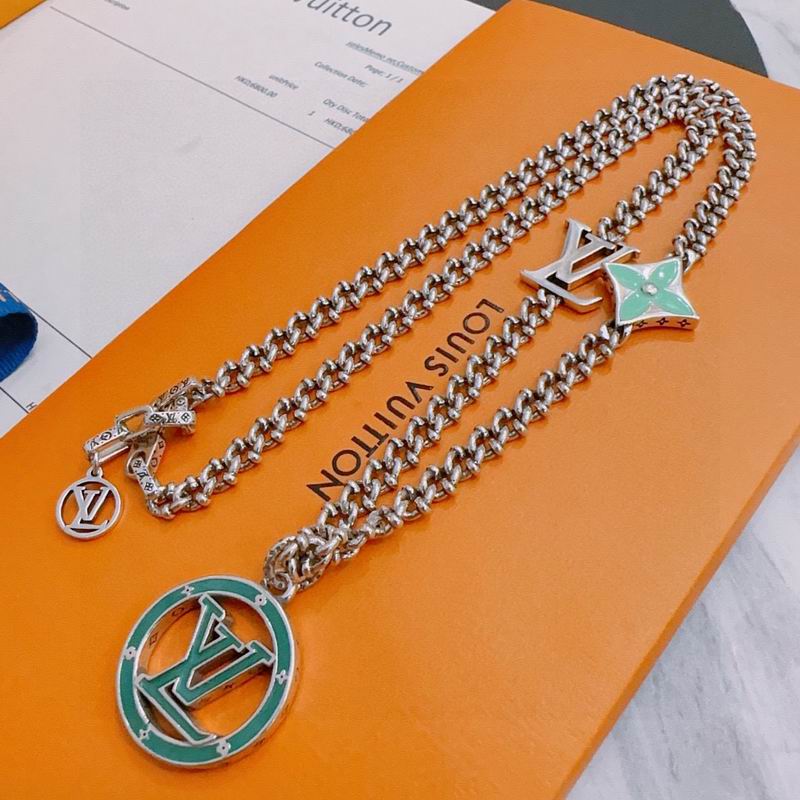 LV Necklace 12yxx176 (2)
