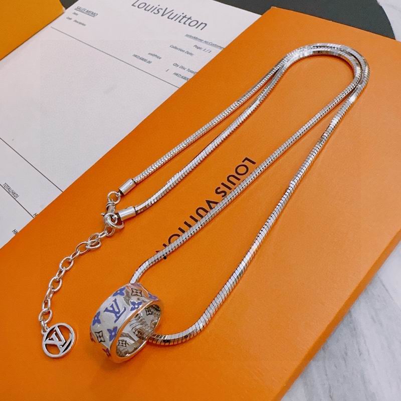 LV Necklace 12yxx177 (3)