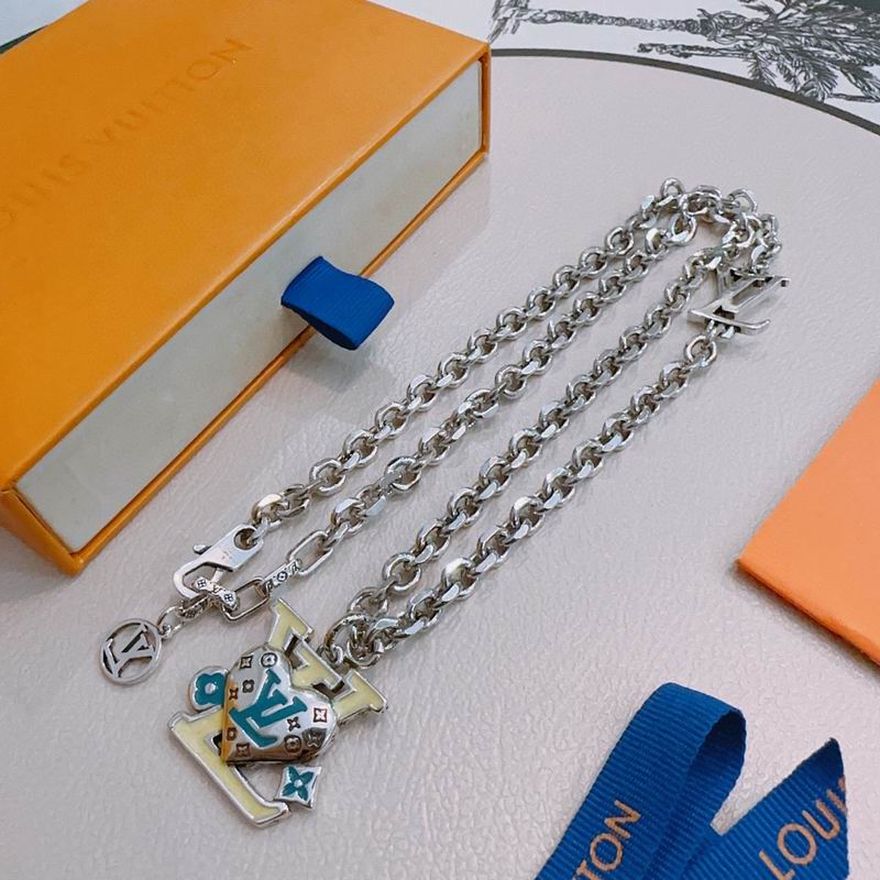 LV Necklace 12yxx179 (6)