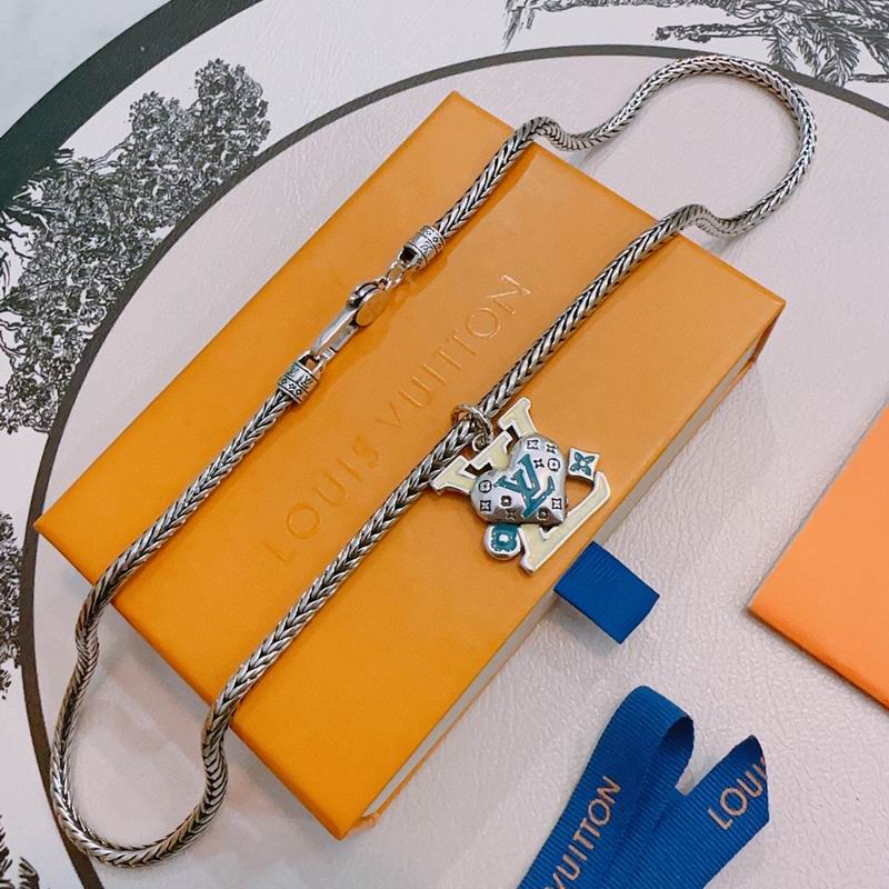 LV Necklace 12yxx180 (5)
