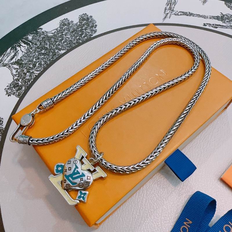 LV Necklace 12yxx180 (6)