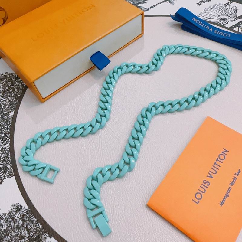 LV Necklace 12yxx185 (1)