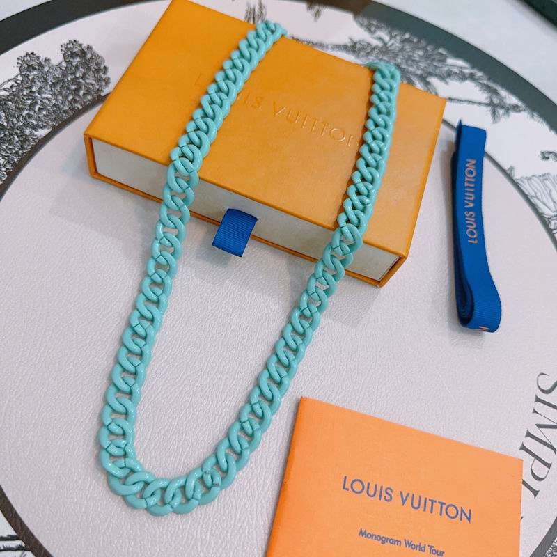 LV Necklace 12yxx185 (2)