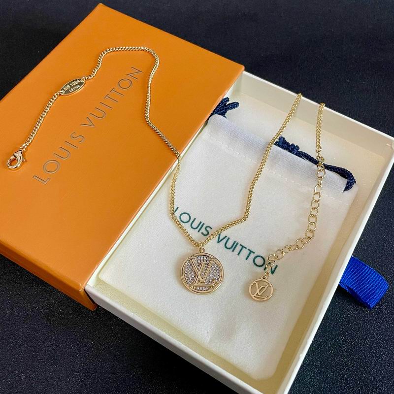 LV Necklace 12yxx187 (10)