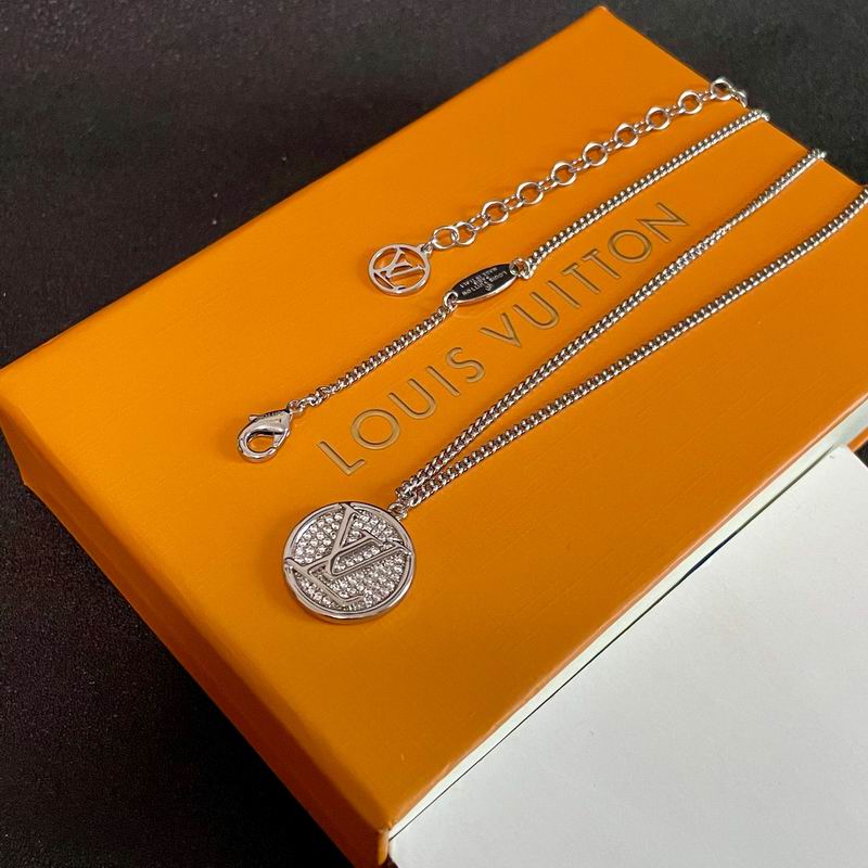 LV Necklace 12yxx187 (3)