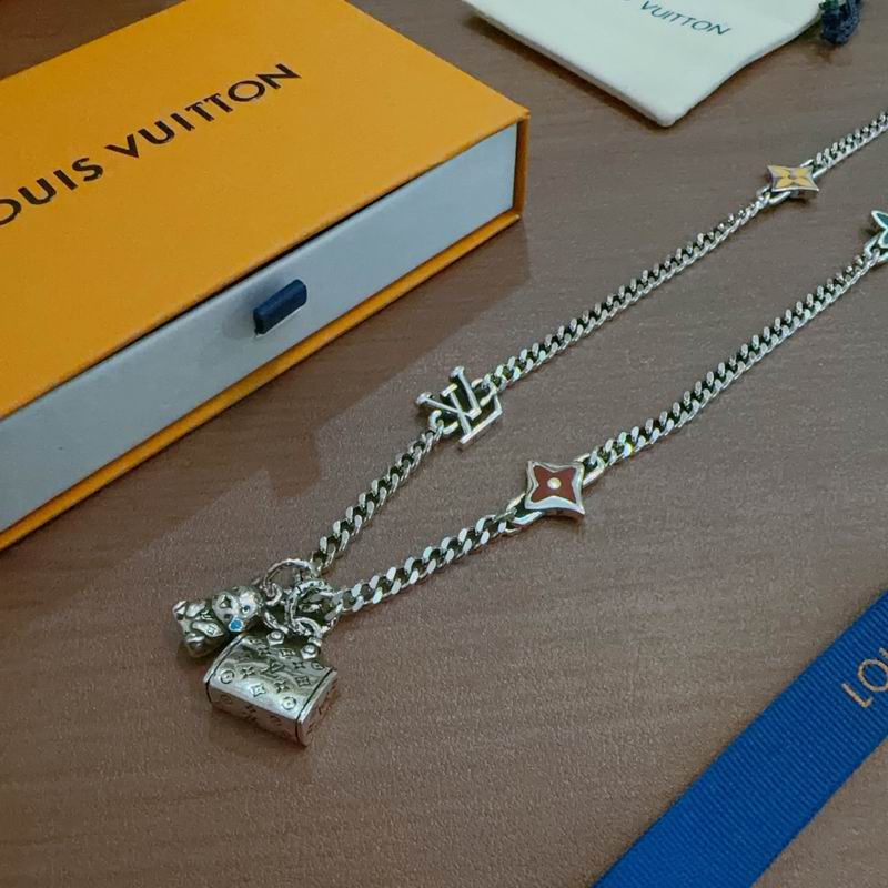 LV Necklace 12yxx188 (4)