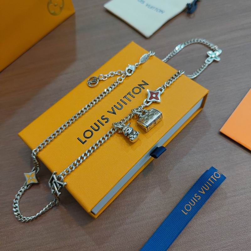 LV Necklace 12yxx188 (5)