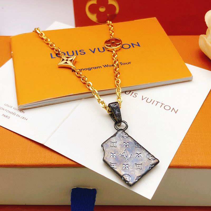 LV Necklace 12yxx194 (10)