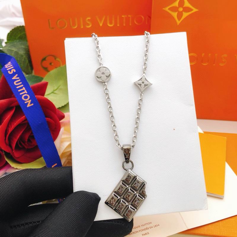 LV Necklace 12yxx194 (7)