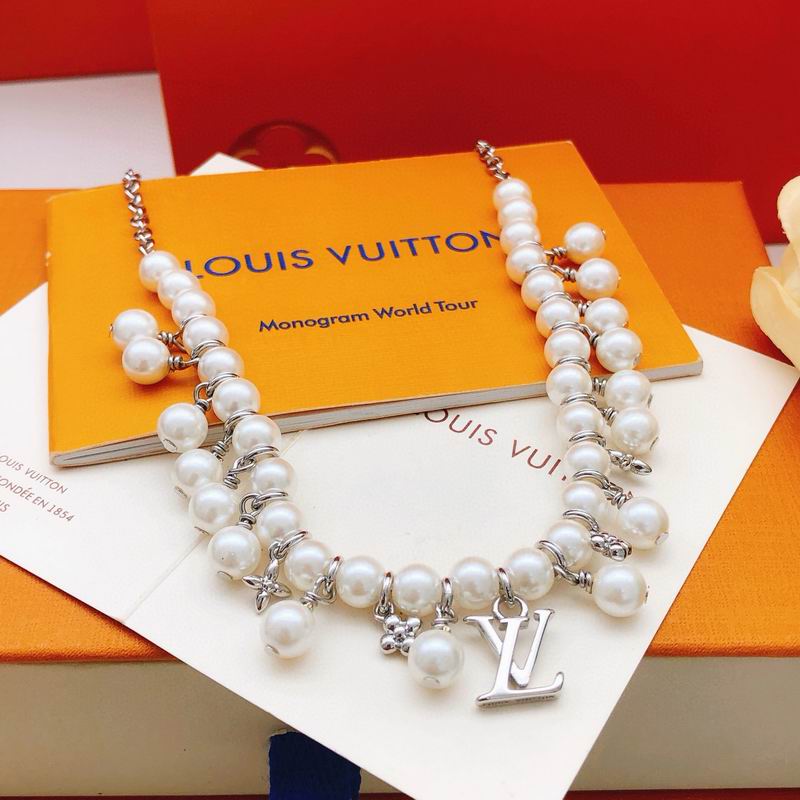 LV Necklace 12yxx195 (5)