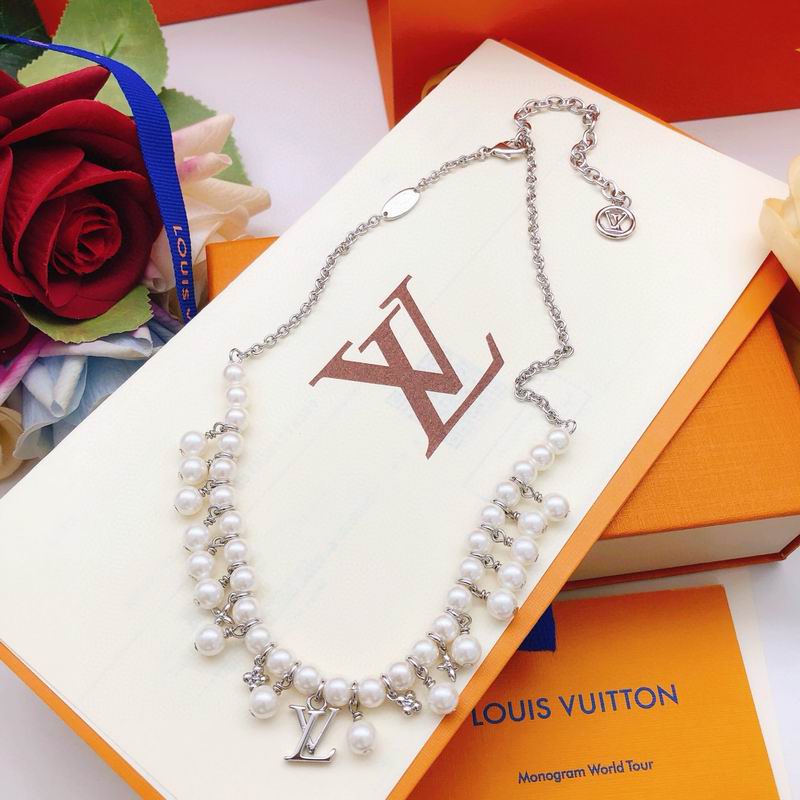 LV Necklace 12yxx195 (7)