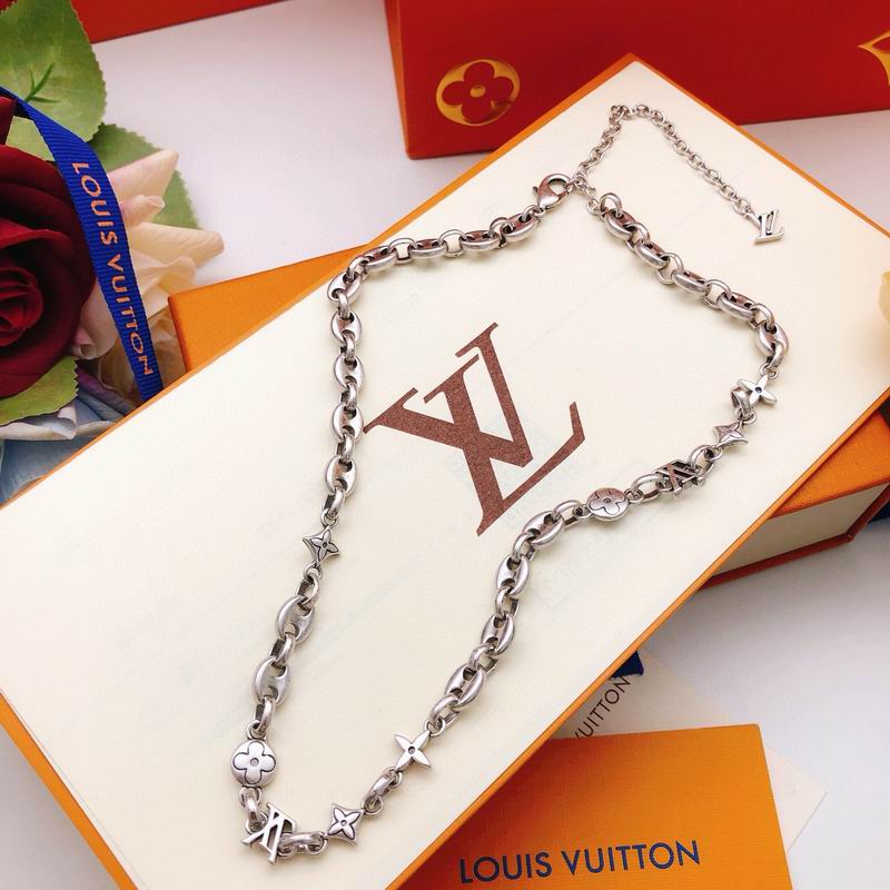 LV Necklace 12yxx198 (4)