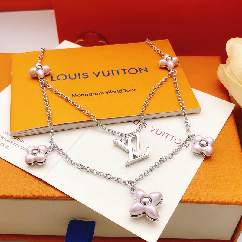 LV Necklace 12yxx205 (3)
