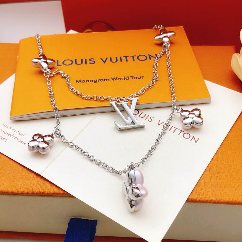 LV Necklace 12yxx205 (4)