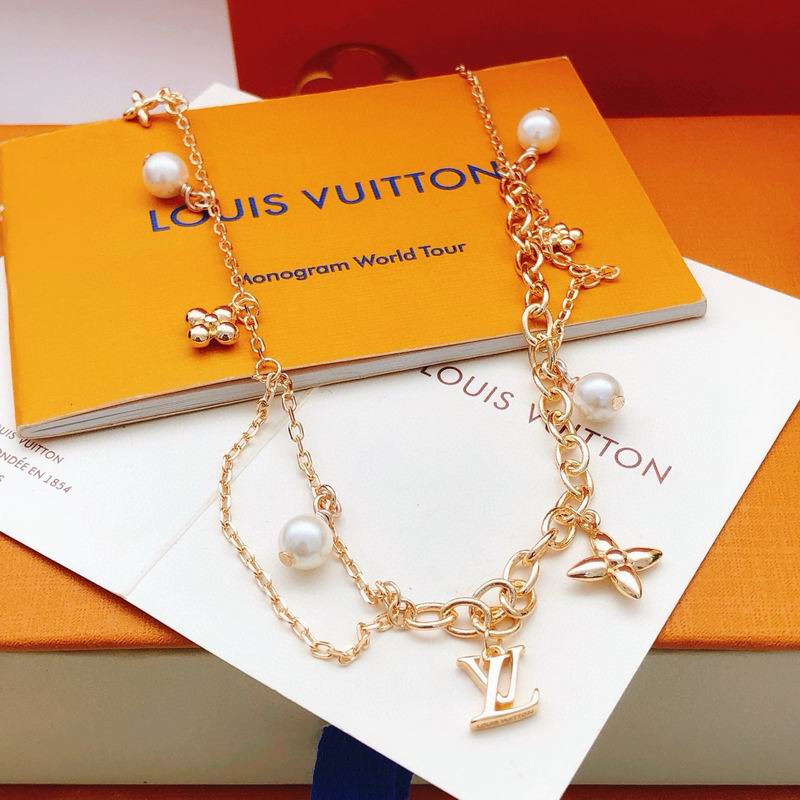 LV Necklace 12yxx207 (10)
