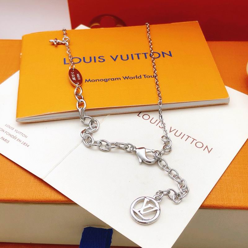 LV Necklace 12yxx207 (4)