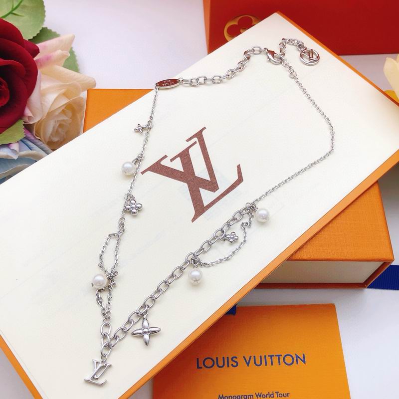 LV Necklace 12yxx207 (6)