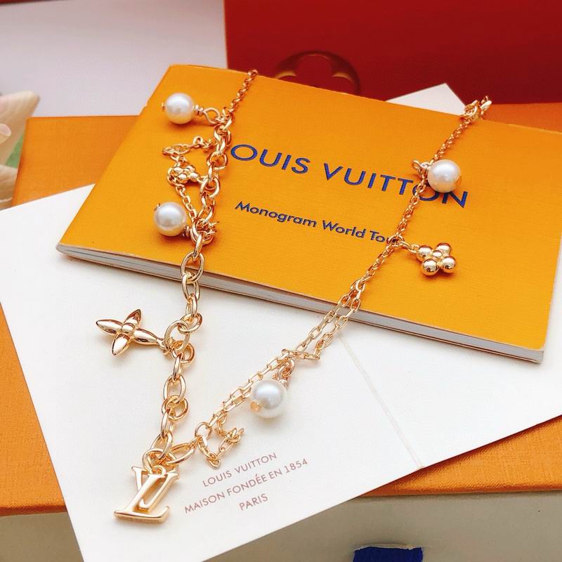 LV Necklace 12yxx207 (9)