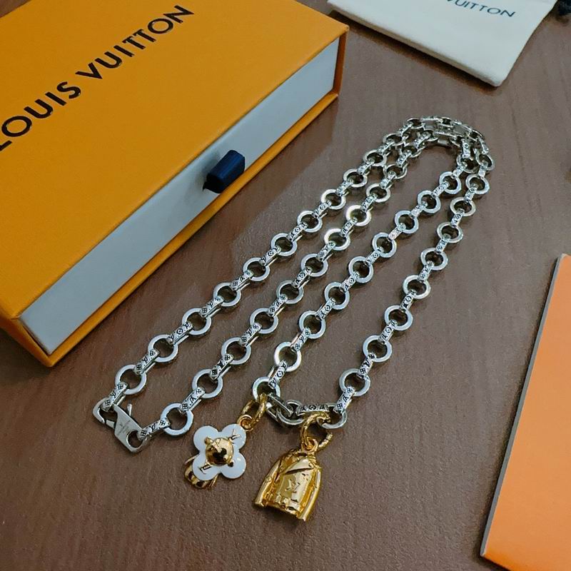 LV Necklace 12yxx209 (3)