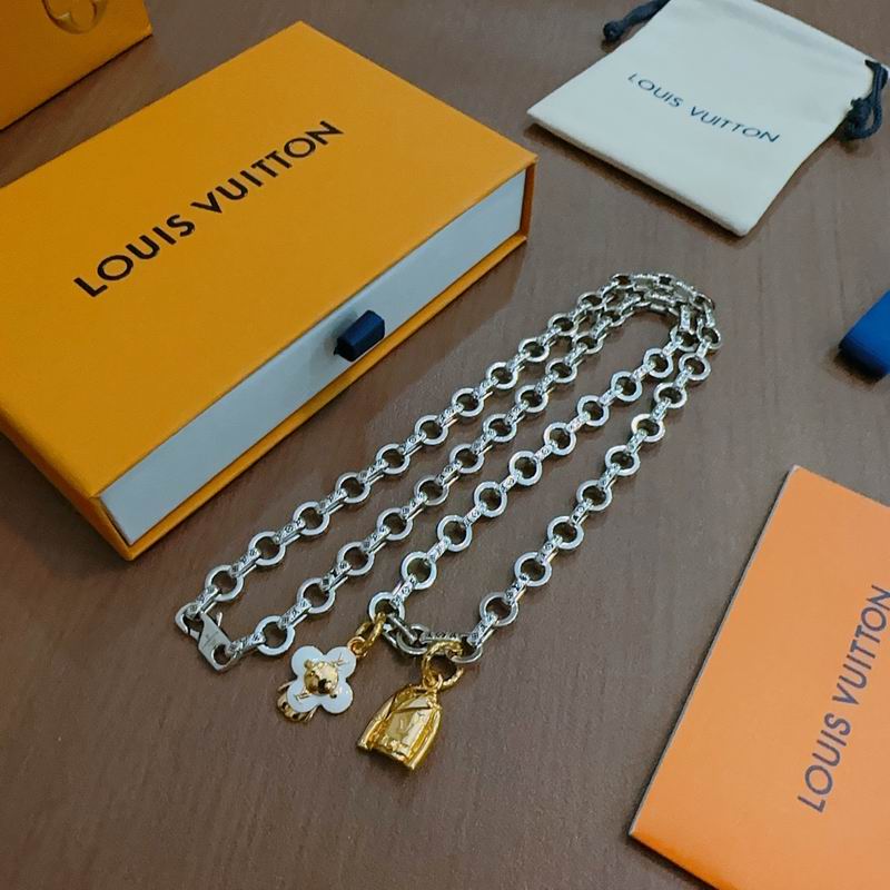 LV Necklace 12yxx209 (6)