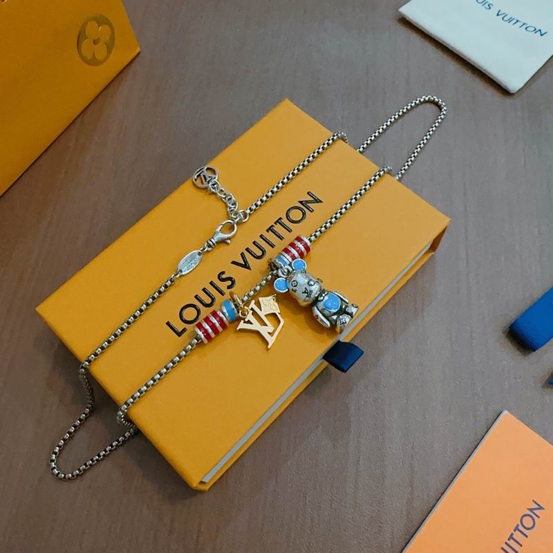LV Necklace 12yxx211 (4)