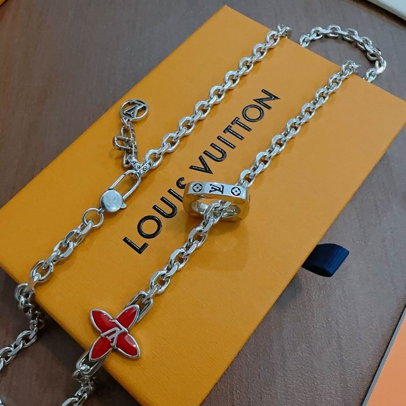 LV Necklace 12yxx212 (6)