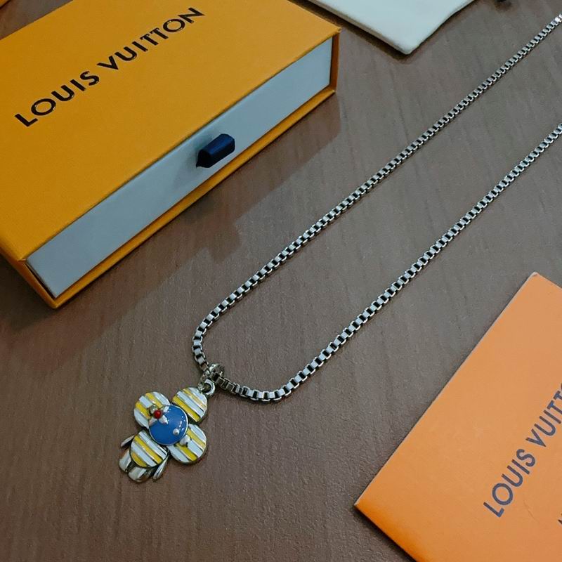 LV Necklace 12yxx221 (2)