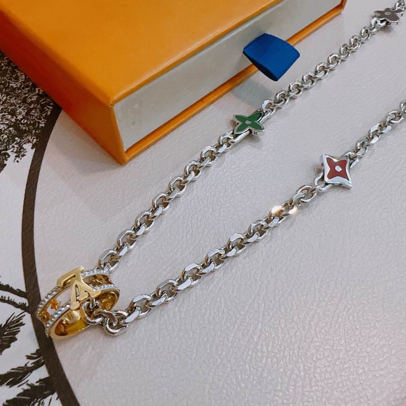LV Necklace 12yxx222 (4)