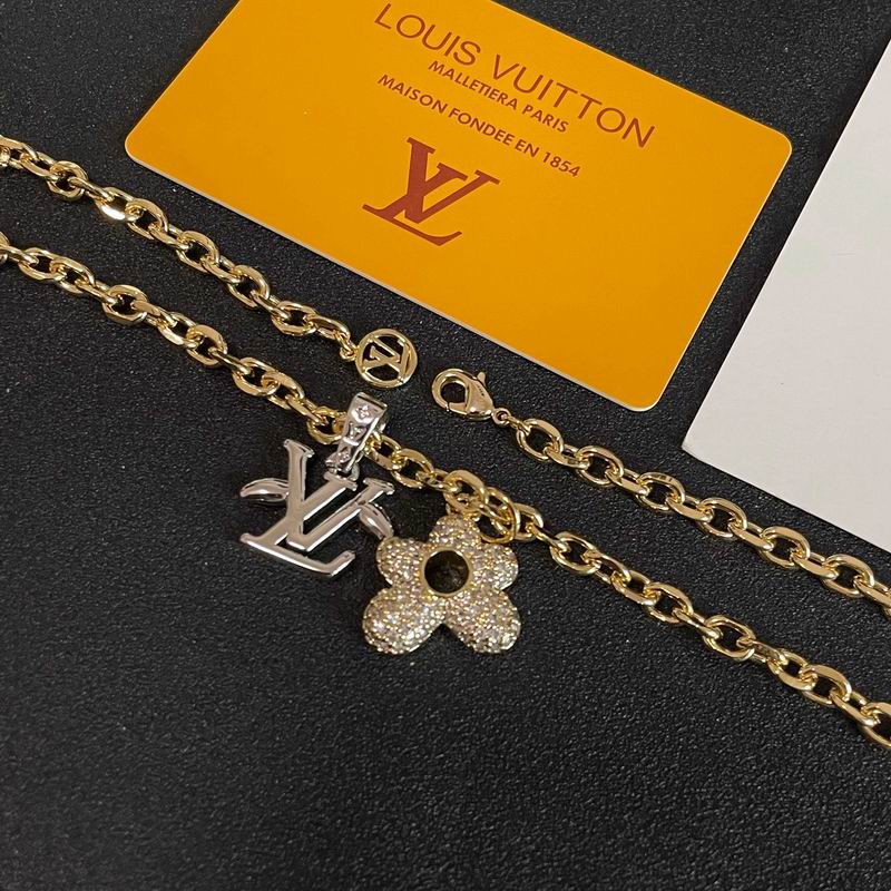 LV Necklace 12yxx226 (3)