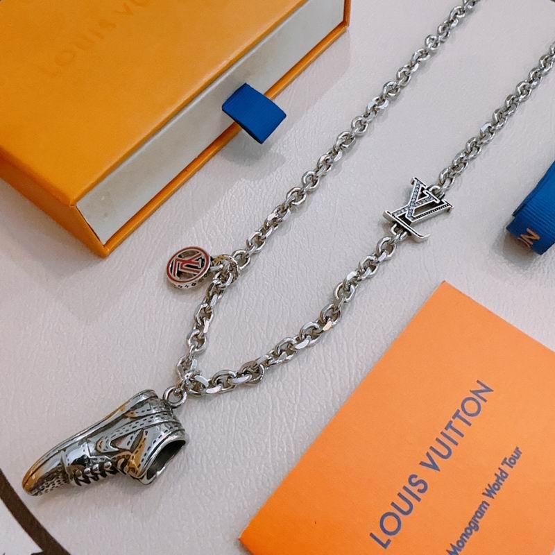LV Necklace 12yxx227 (6)