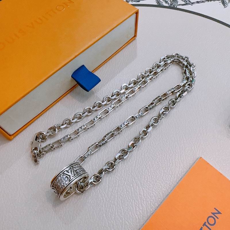LV Necklace 12yxx229 (3)