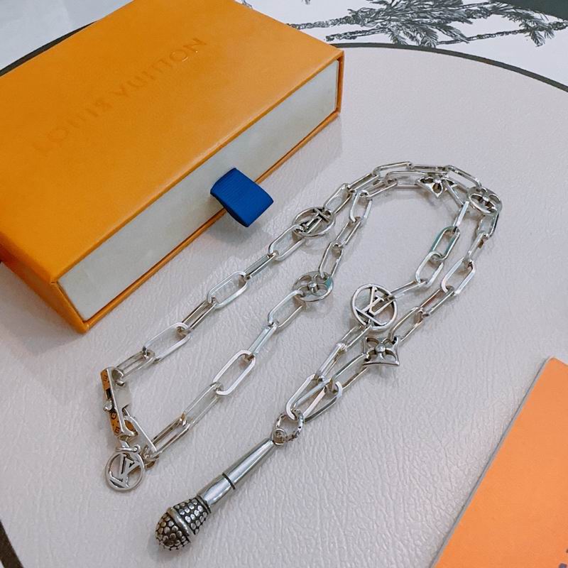 LV Necklace 12yxx230 (3)