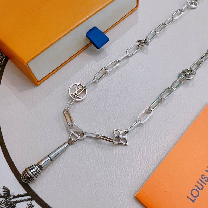 LV Necklace 12yxx230 (4)