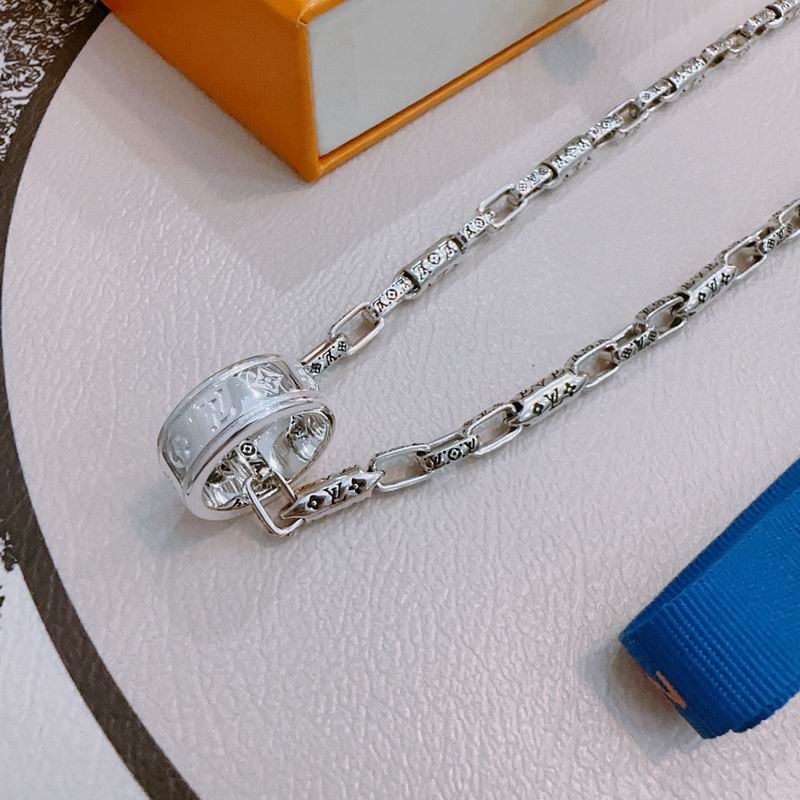 LV Necklace 12yxx235 (6)