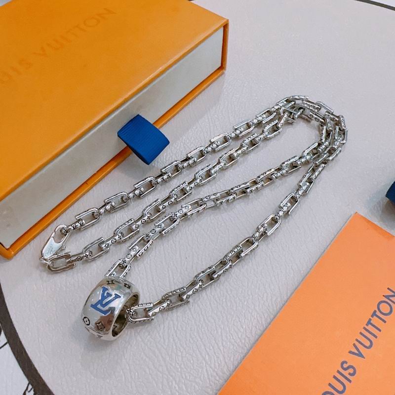 LV Necklace 12yxx238 (4)