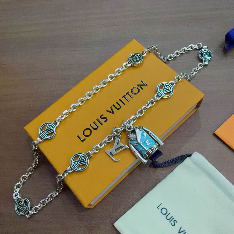 LV Necklace 12yxx242 (2)