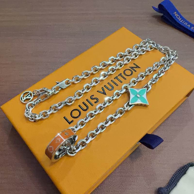 LV Necklace 12yxx244 (5)